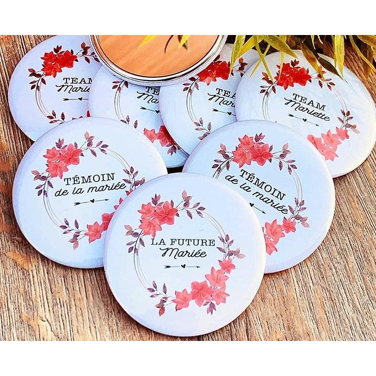 Insignia de invitado de flores