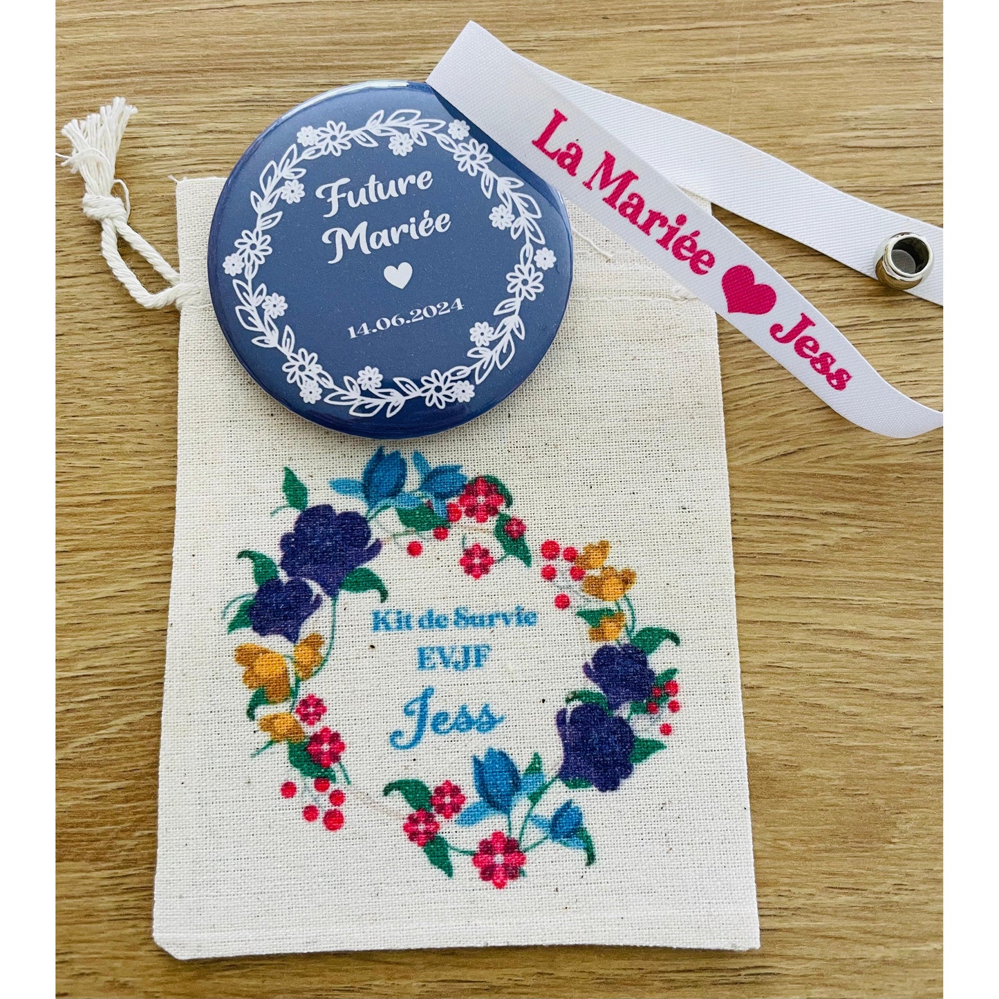 Insignia "Flores azules" de EVJF