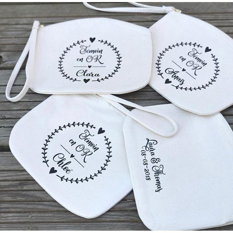 "Gold Witness" wrist strap pouch