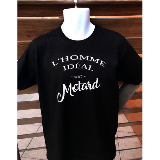 Camiseta "El hombre ideal es un motero"