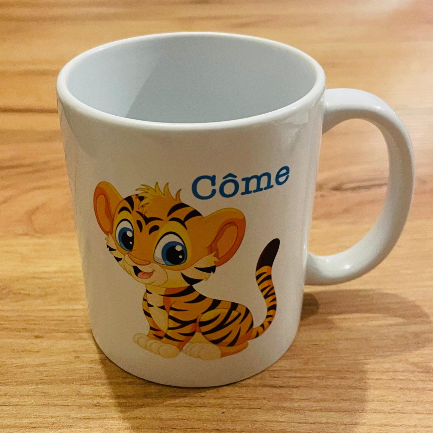 Mug prénom "Bébé tigre"