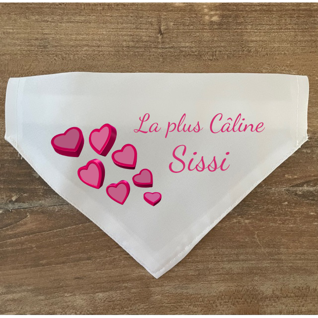 Collier bandana chien à personnaliser "Coeurs"