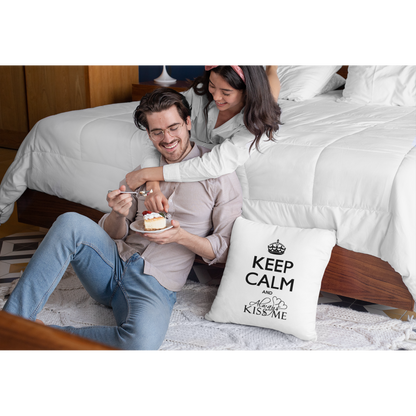 Coussin "KEEP CALM AND ALWAYS KISS ME"